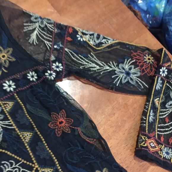 American Eagle Outfitters Top - Picture 8 of 10